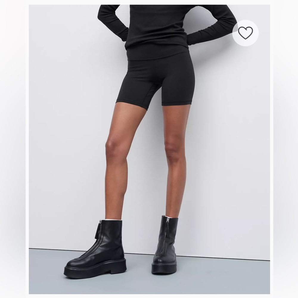 Lululemon Align High Rise Short 6”